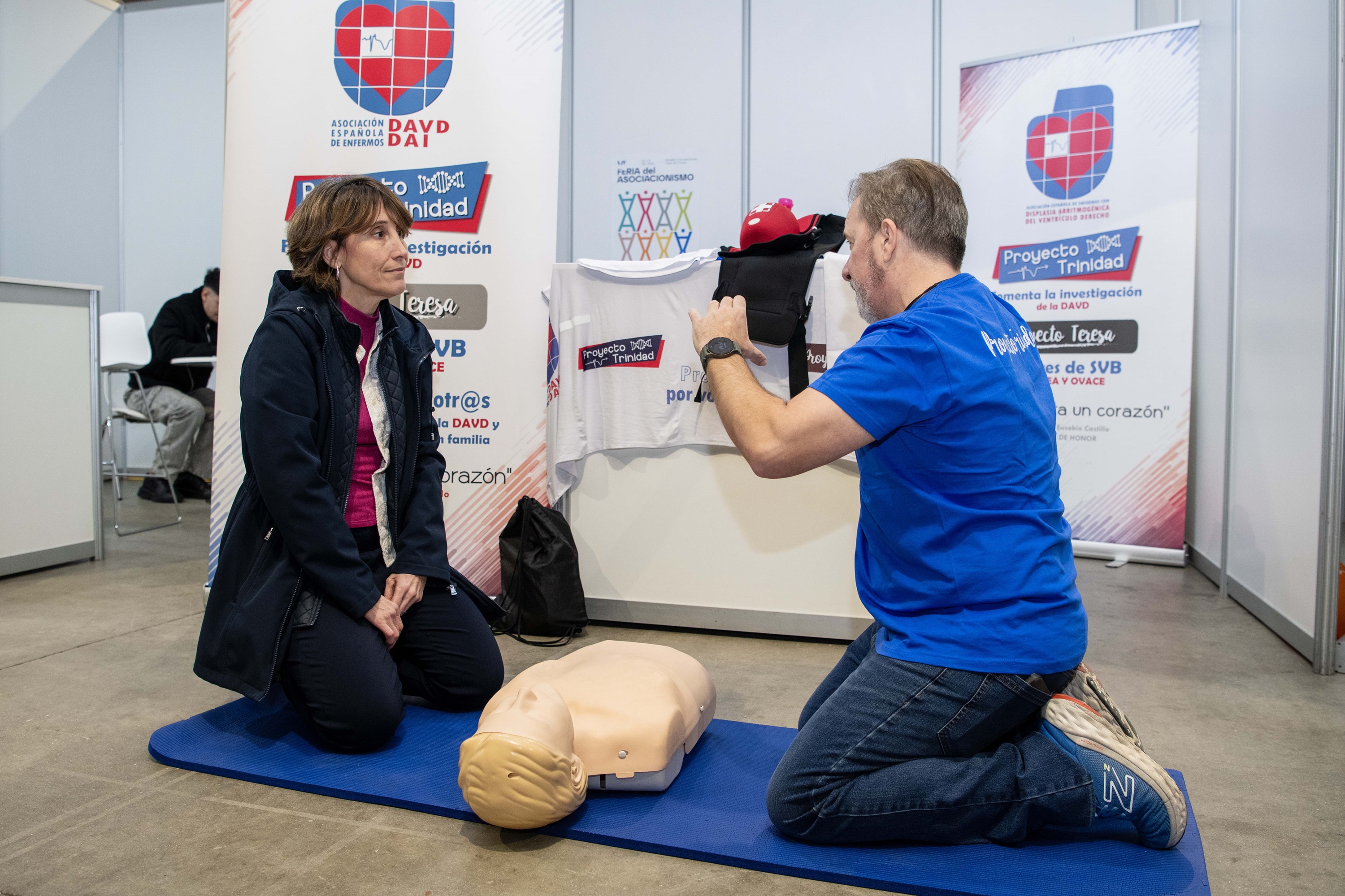 STAND ASOCIACIÓN ESPAÑOLA DE ENFERMOS CON DISPLASIA ARRITMOGÉNICA DEL VENTRÍCULO DERECHO